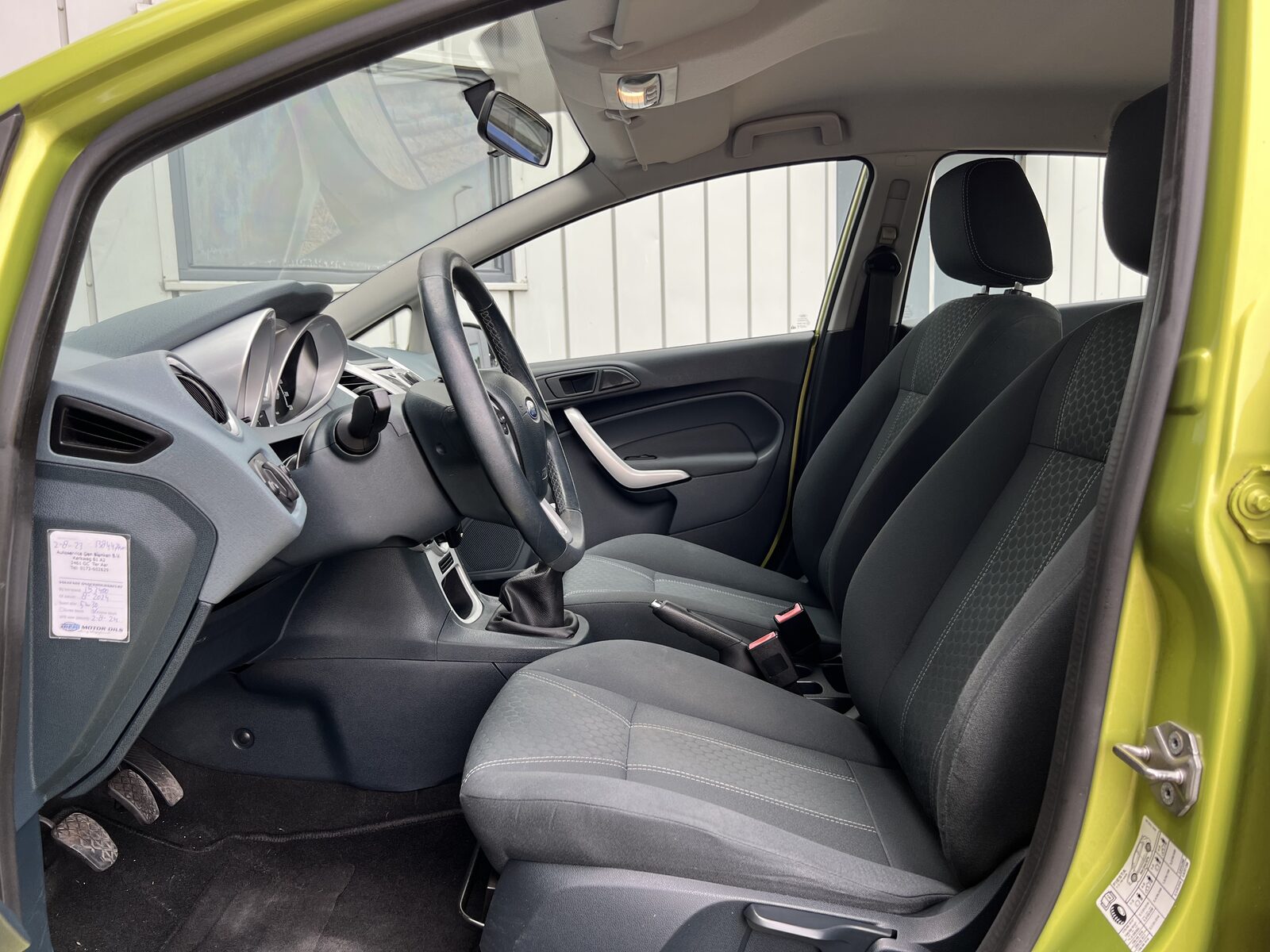 Ford Fiesta 1.25 — foto 10