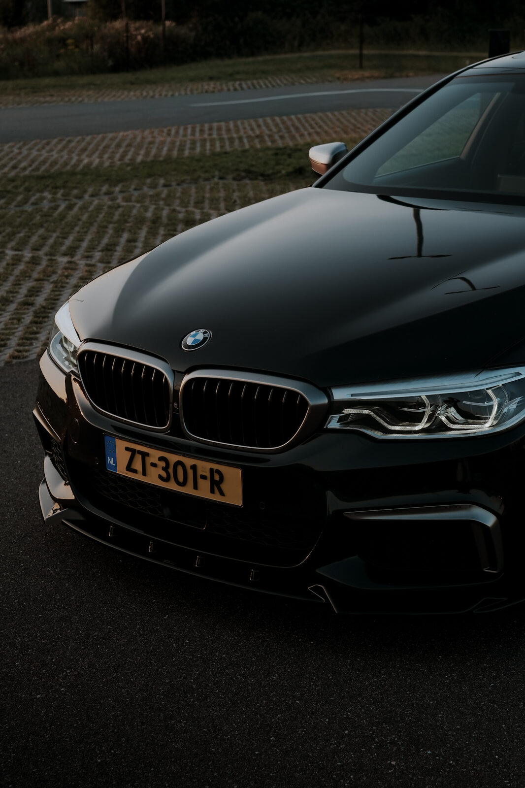 BMW 5 Serie M550i xDrive — foto 2