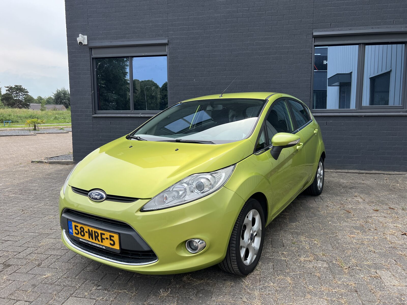 Ford Fiesta 1.25 — foto 4